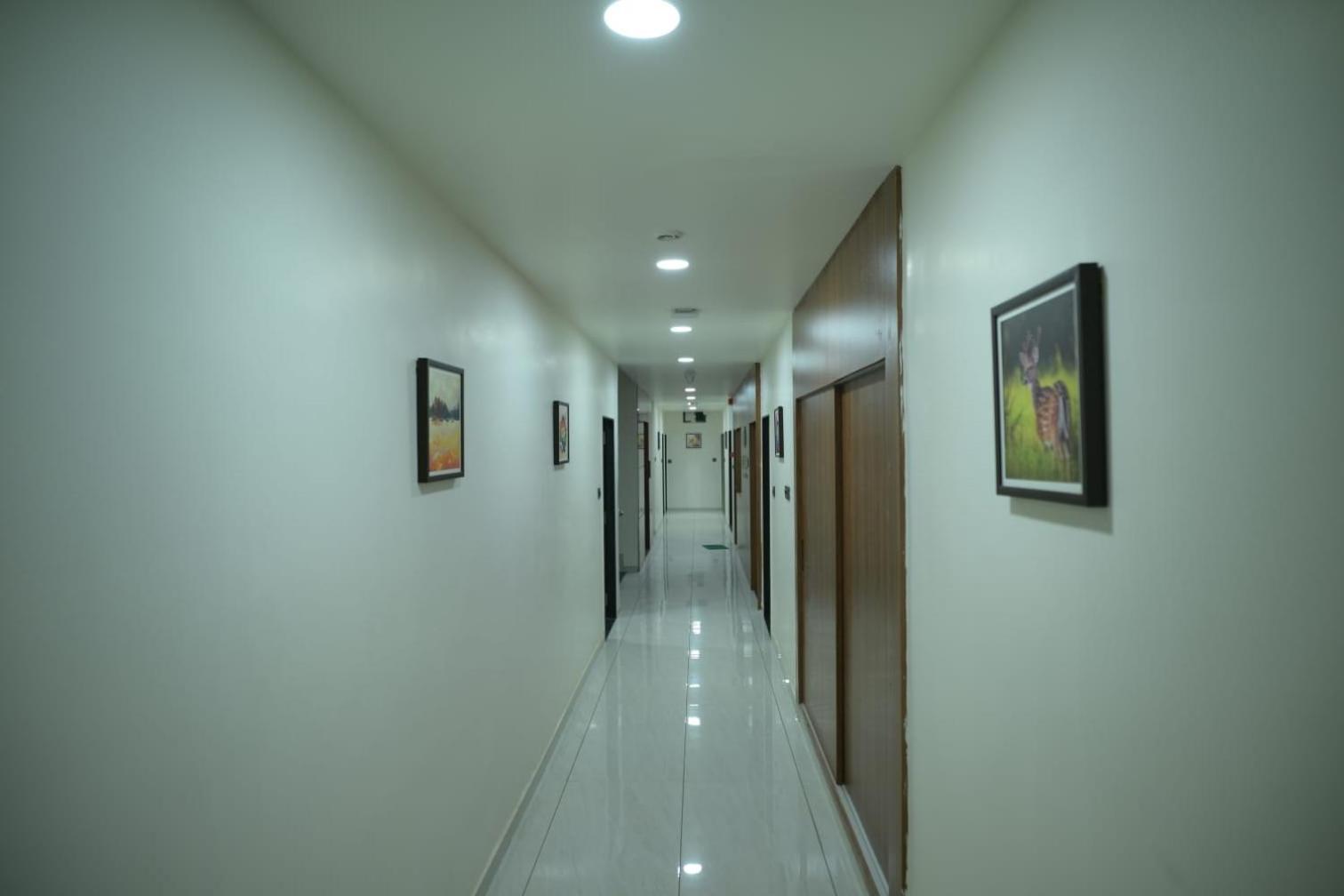 Hotel Aagman Palanpur Bagian luar foto